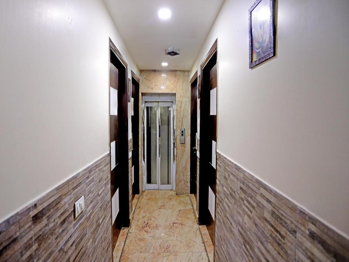 Hotel Tashkent Palace - Near New Delhi Railway Station Екстер'єр фото