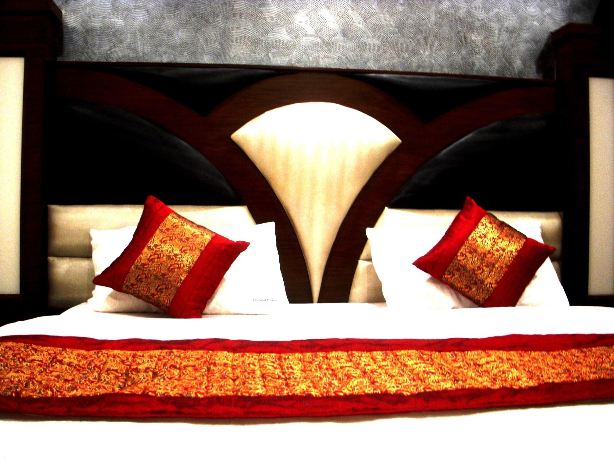 Hotel Tashkent Palace - Near New Delhi Railway Station Екстер'єр фото