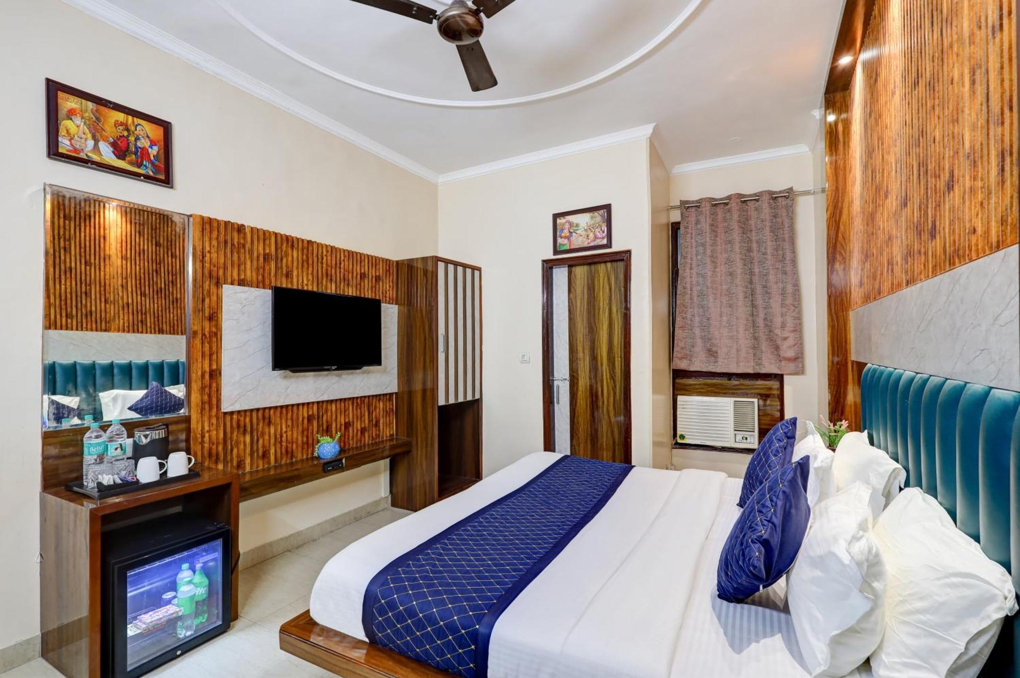 Hotel Tashkent Palace - Near New Delhi Railway Station Екстер'єр фото